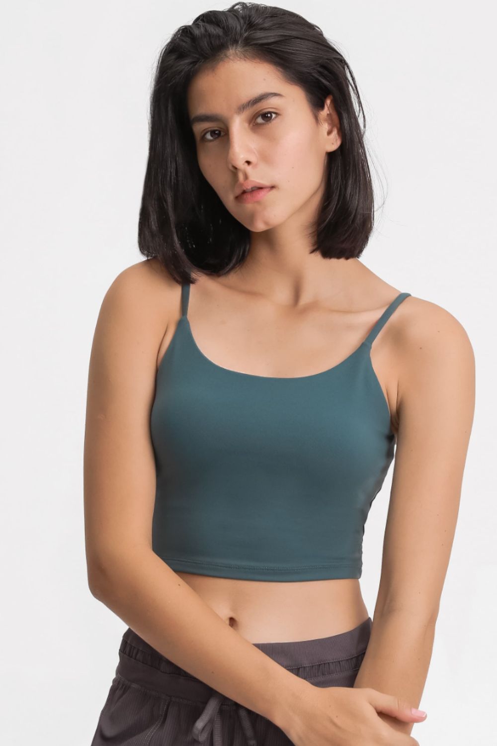 Camisola deportiva con escote redondo y sensación de piel de Millennia