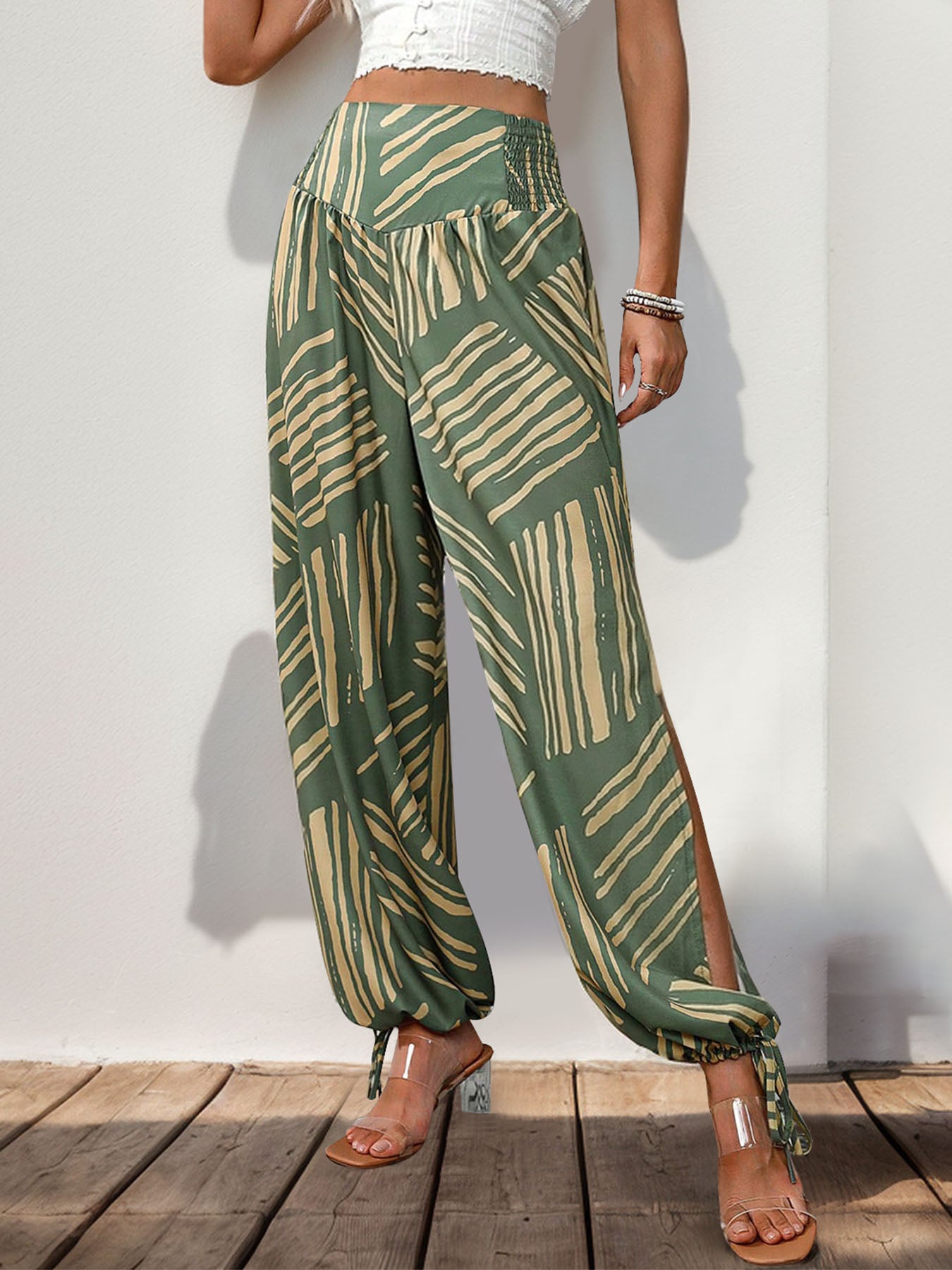 Pantalones de cintura alta con estampado de aberturas fruncidas Perfee
