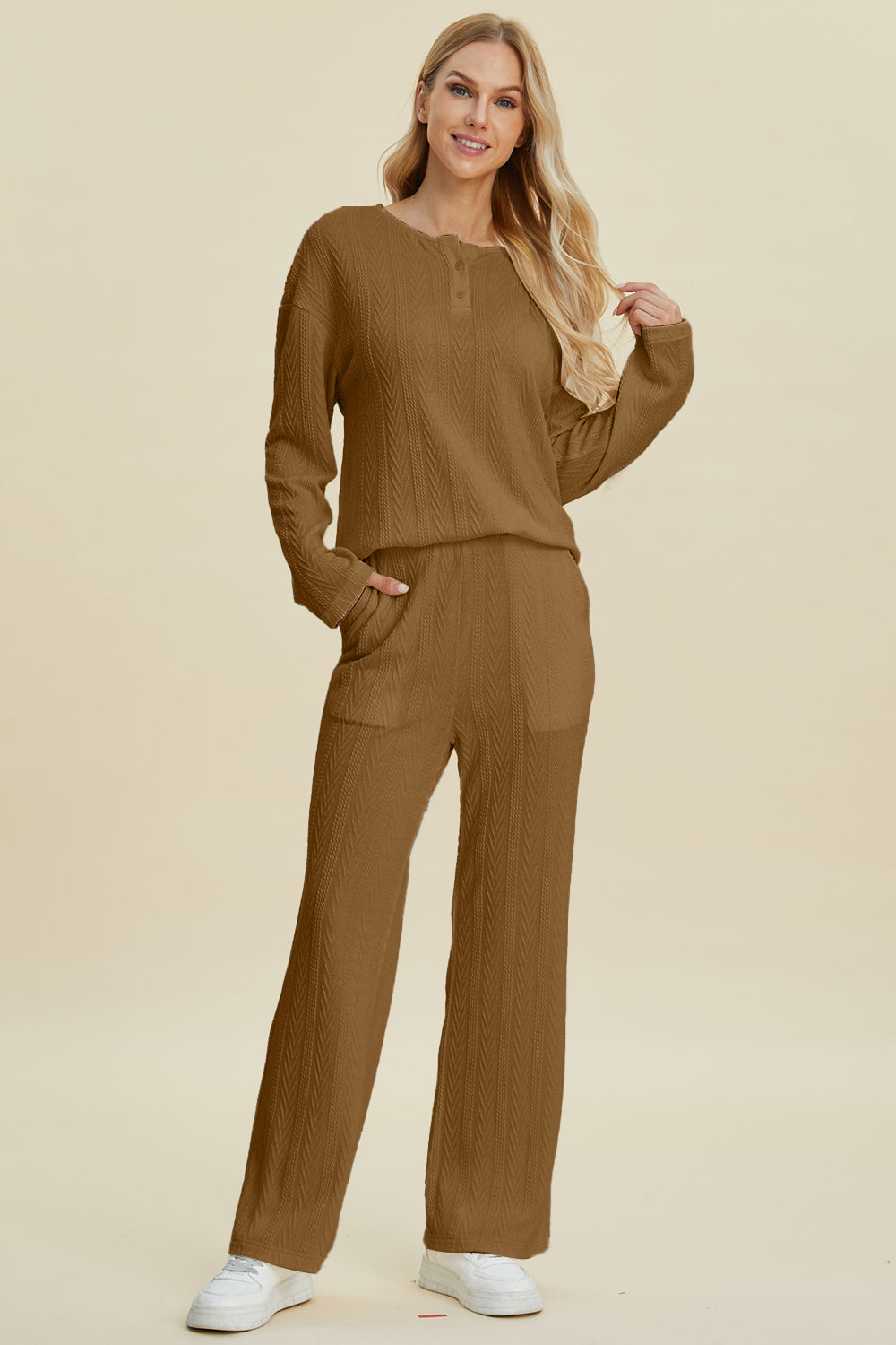 Conjunto de pantalón y blusa de manga larga de punto trenzado de tamaño completo de Double Take