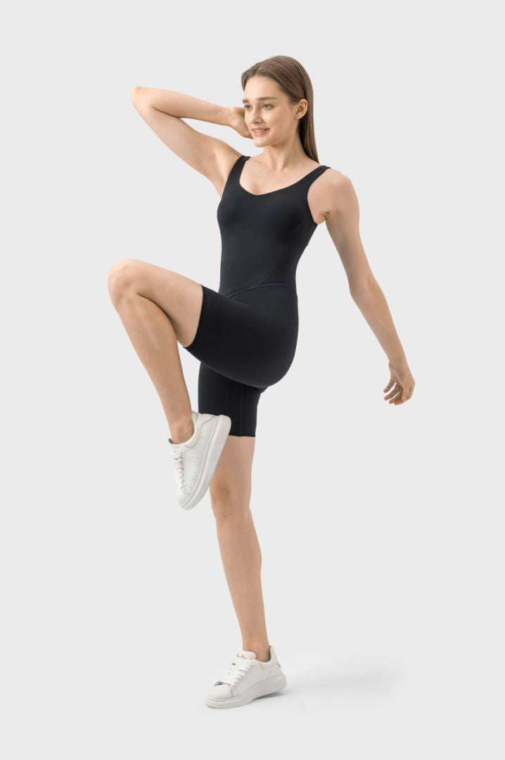 Mono deportivo con tirantes anchos Millnia