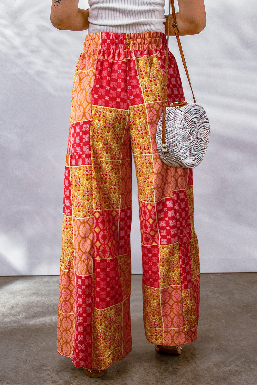 Pantalones anchos con cordón y diseño de patchwork bohemio