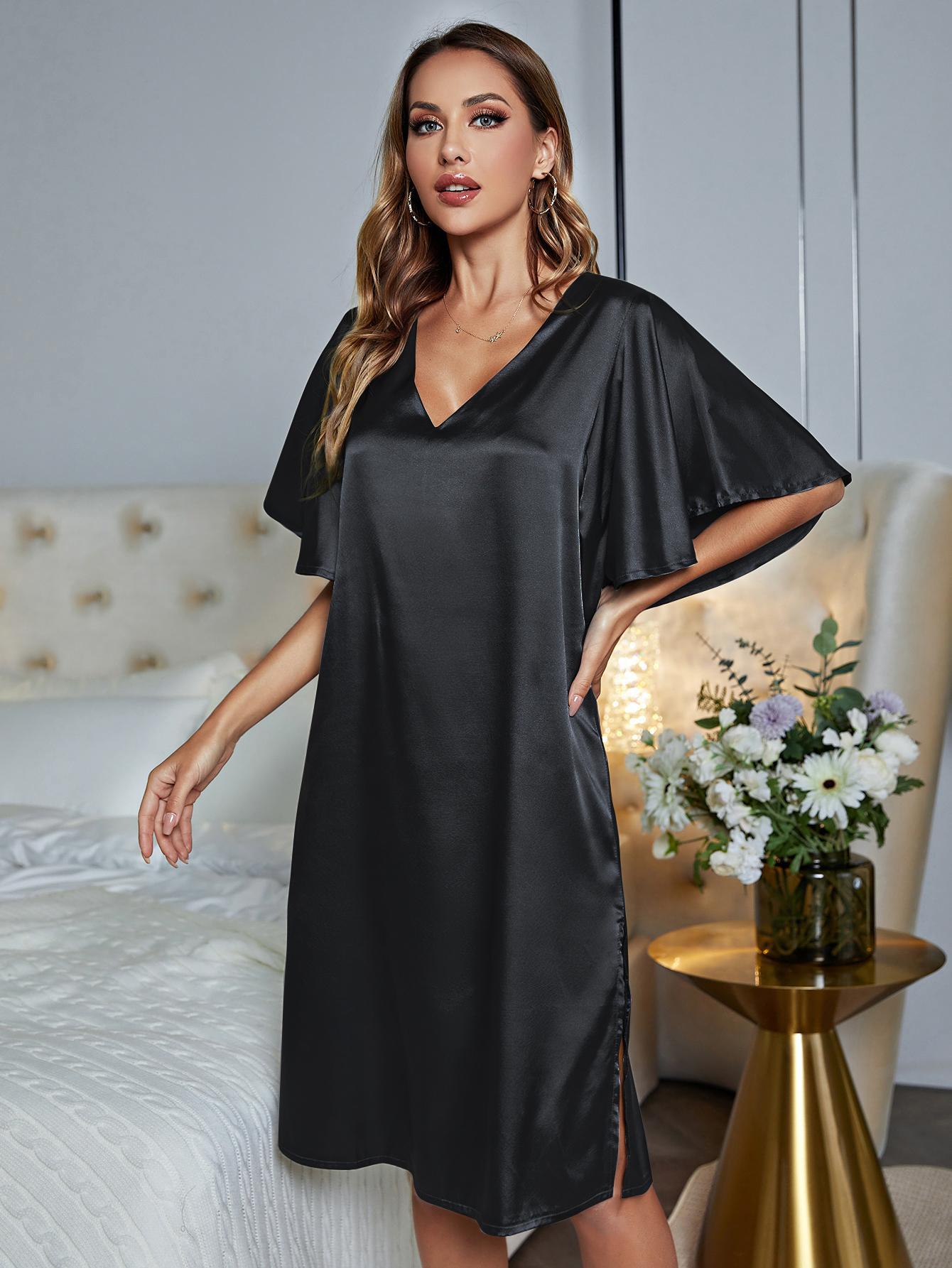 Vestido de noche con escote en V y mangas abullonadas