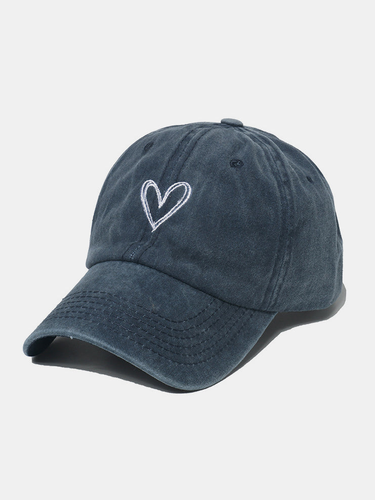 Gorra de béisbol de algodón lavado con corazón bordado