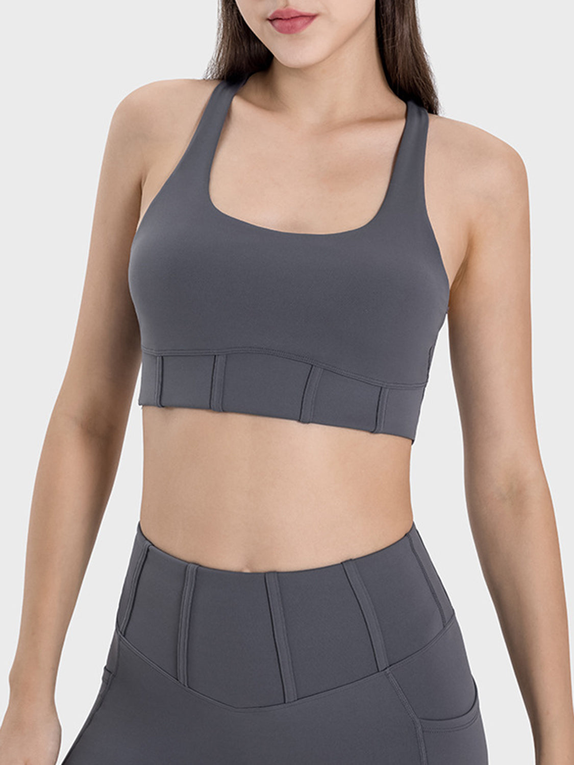 Camiseta deportiva con tirantes anchos y escote cuadrado Millnia