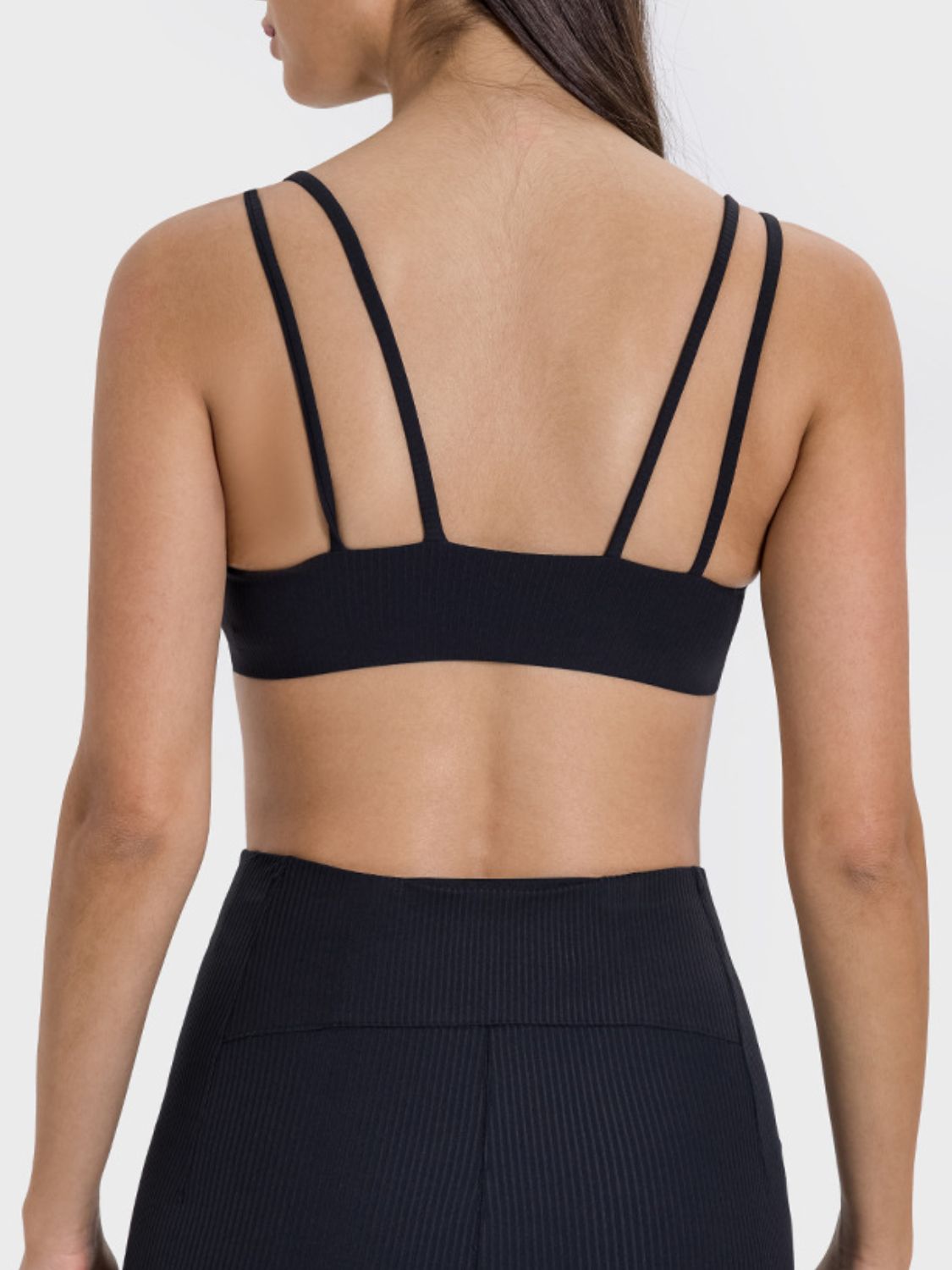 Camisola deportiva con escote redondo y doble tirante Millnia