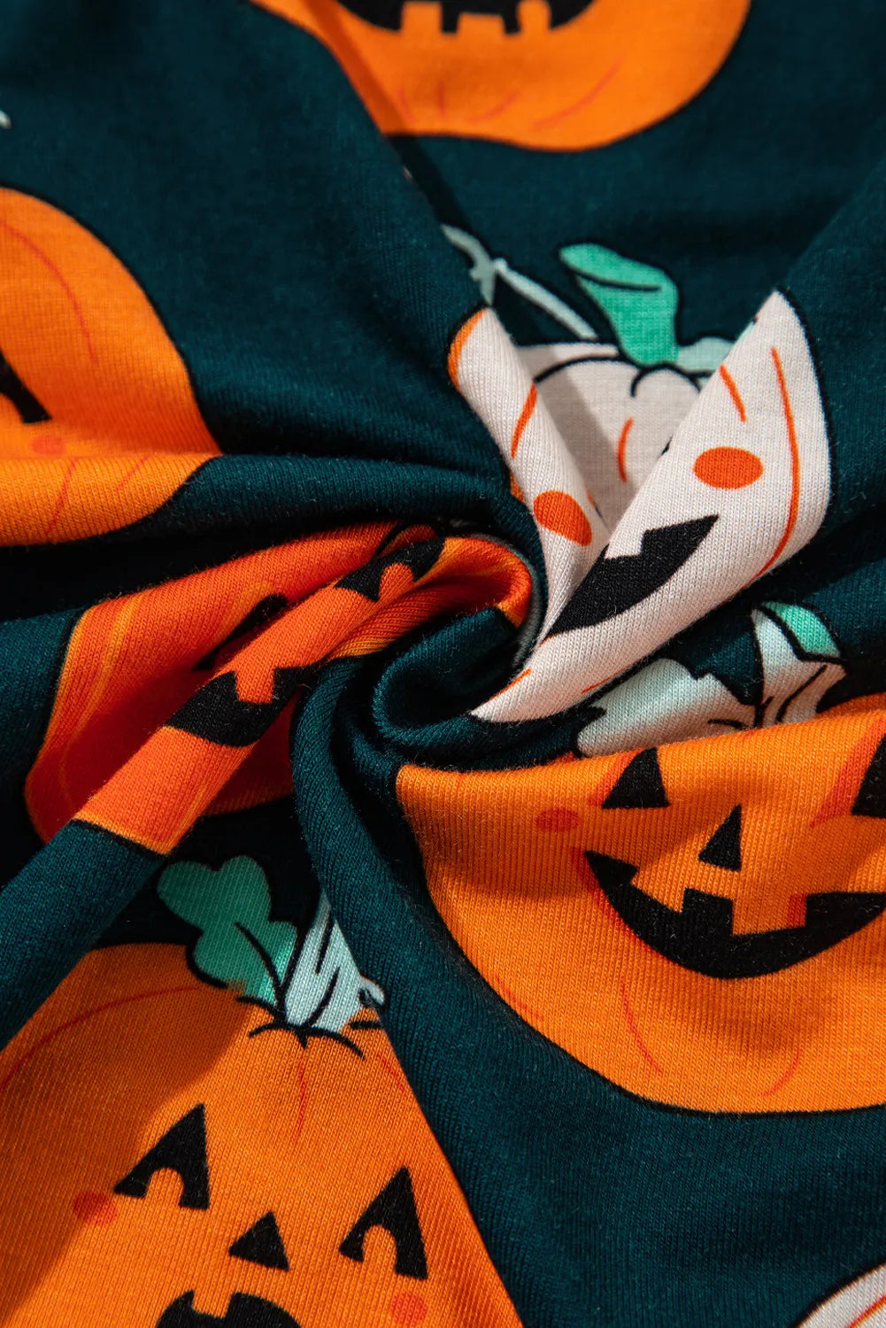 Conjunto de pantalón y camiseta de manga corta con estampado de calabaza
