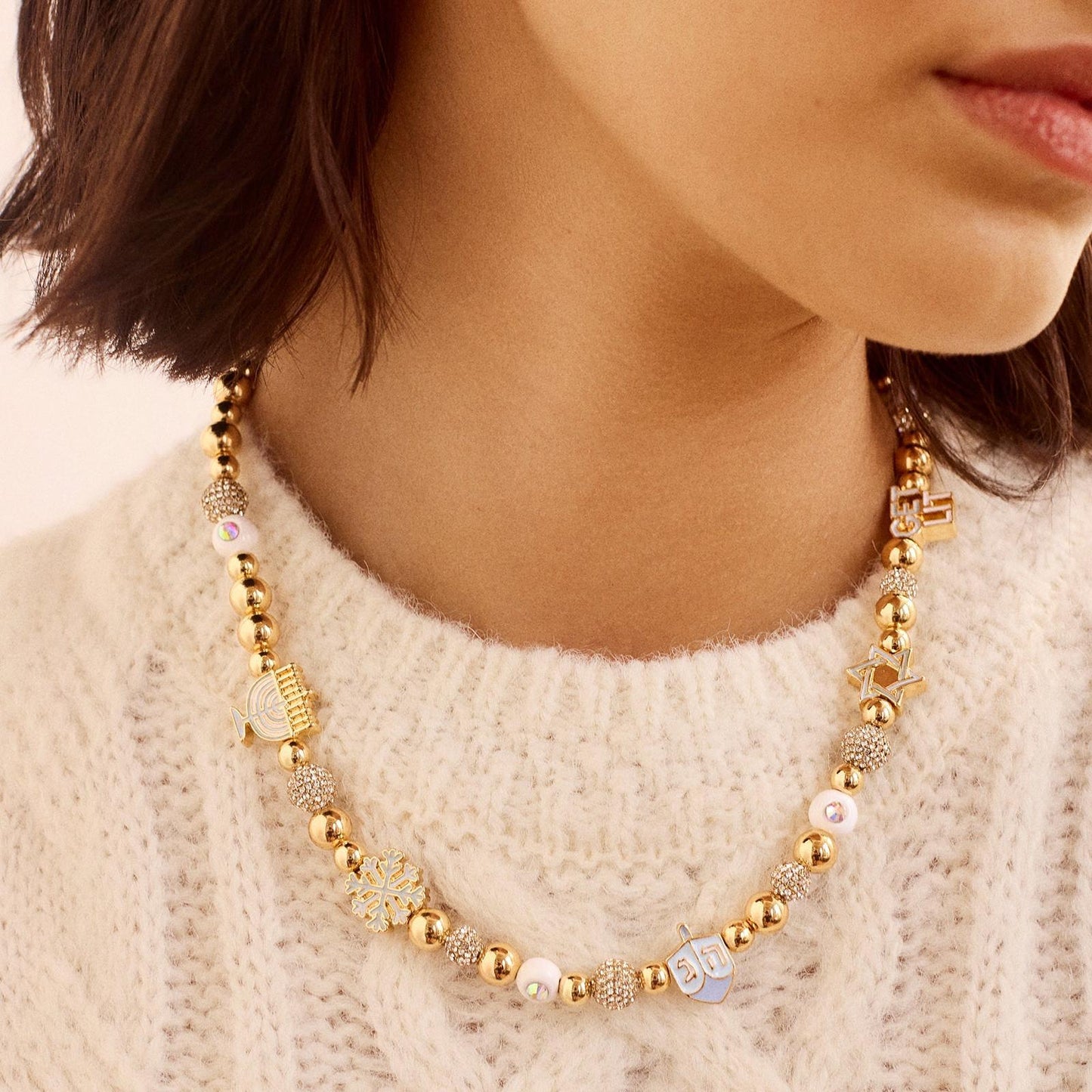 Collar de cuentas bañado en oro de 14 quilates con diamantes de imitación