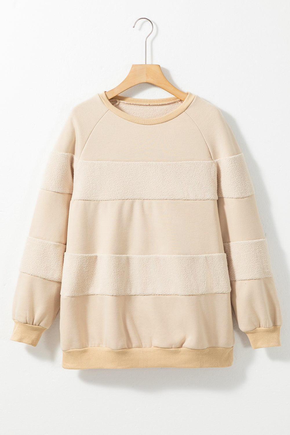 Sudadera con cuello redondo y mangas raglán