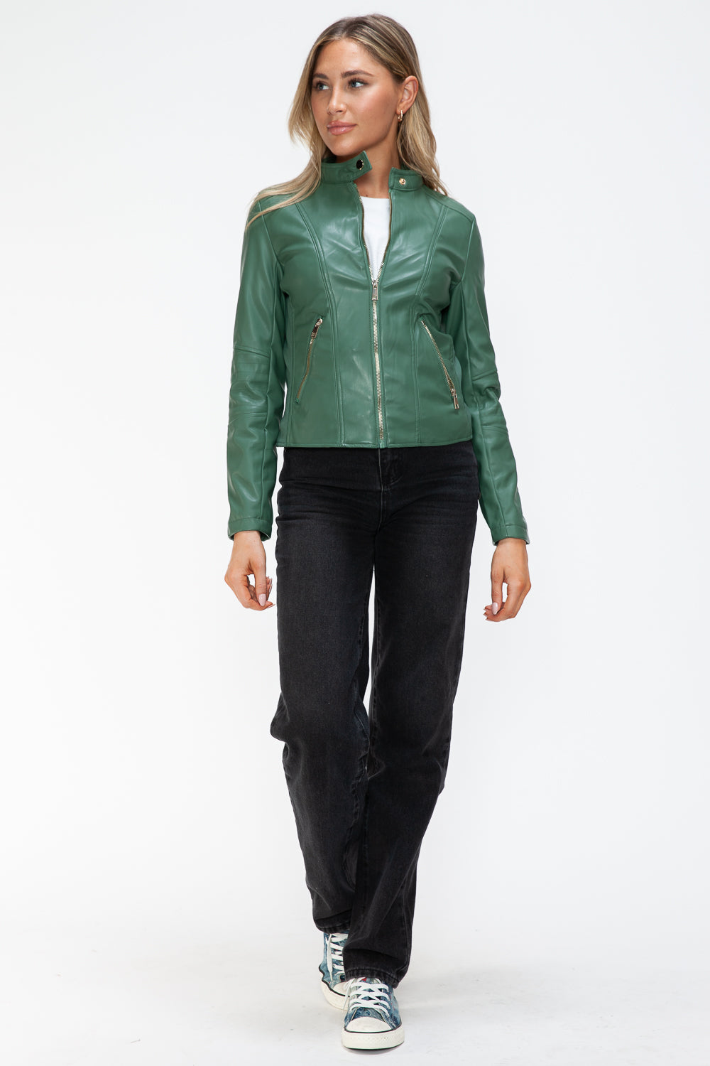 Chaqueta con capucha y cordón de piel sintética de estilo snobbish