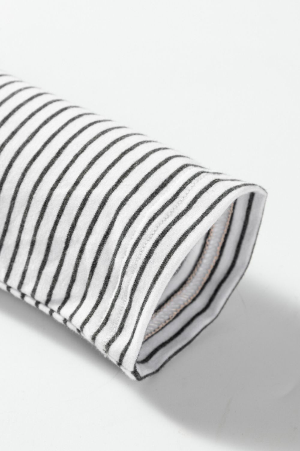 Cárdigan de rayas de manga larga con bolsillos y frente abierto