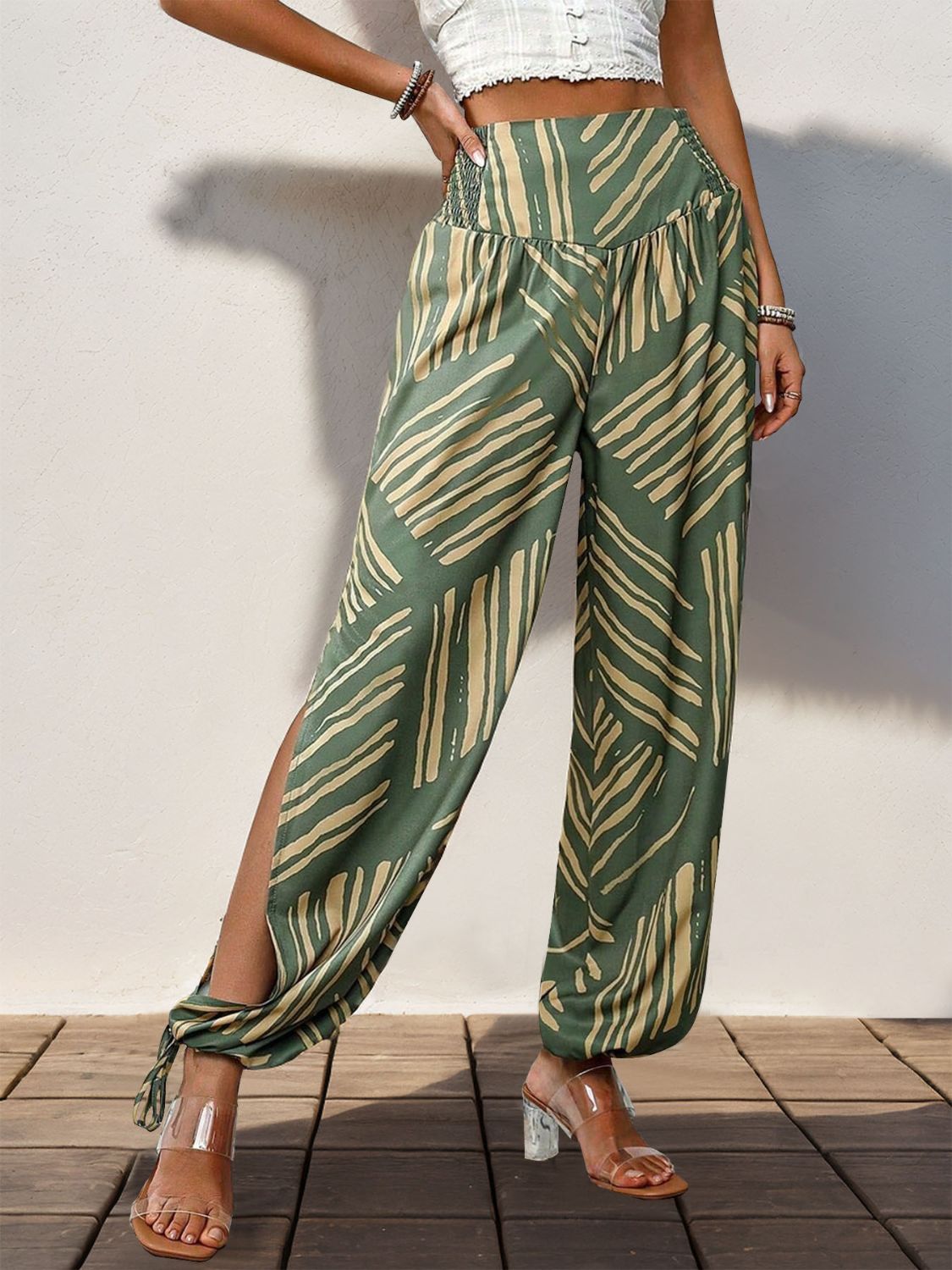 Pantalones de cintura alta con estampado de aberturas fruncidas Perfee