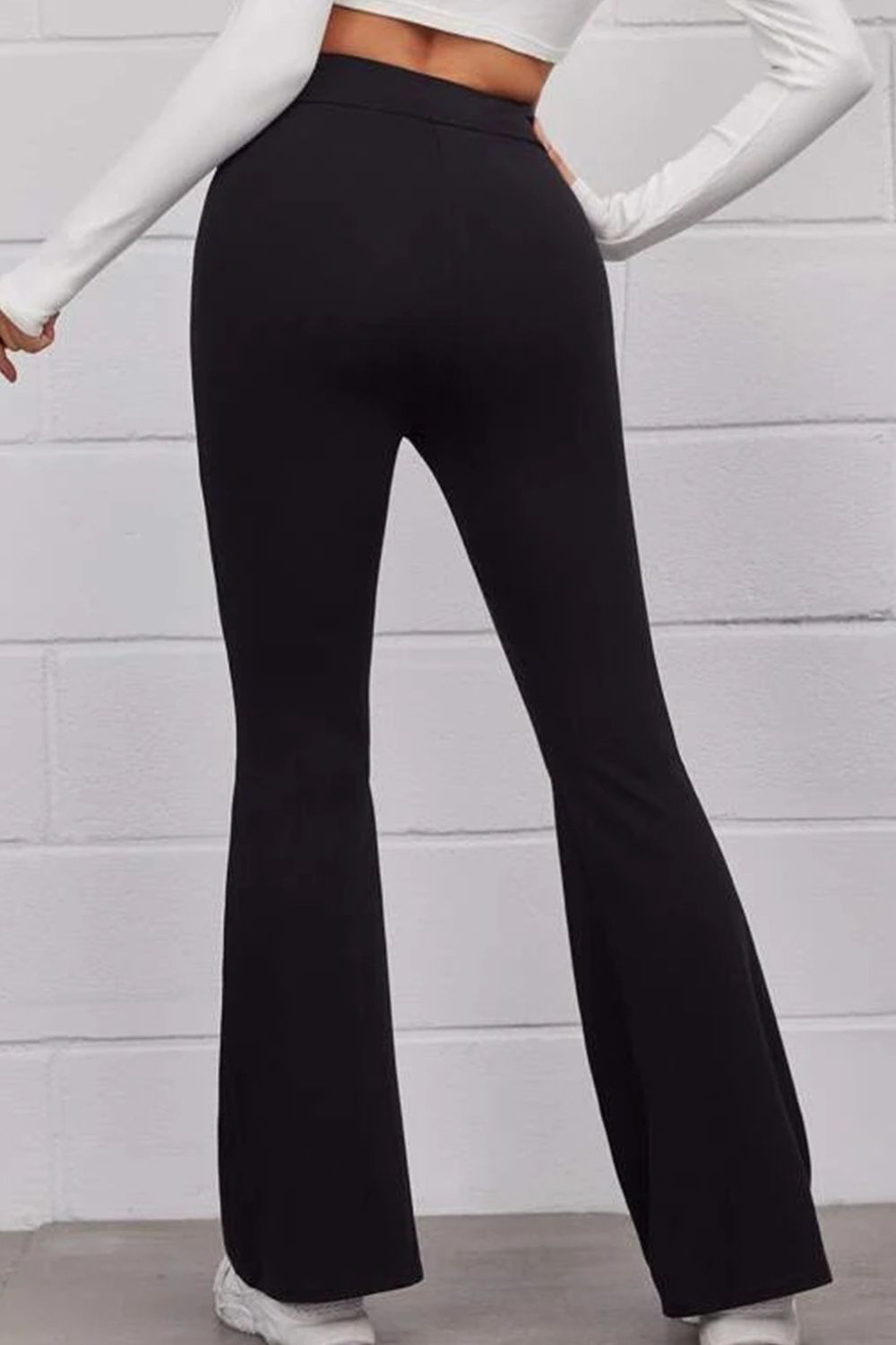 Pantalones acampanados sin cierres