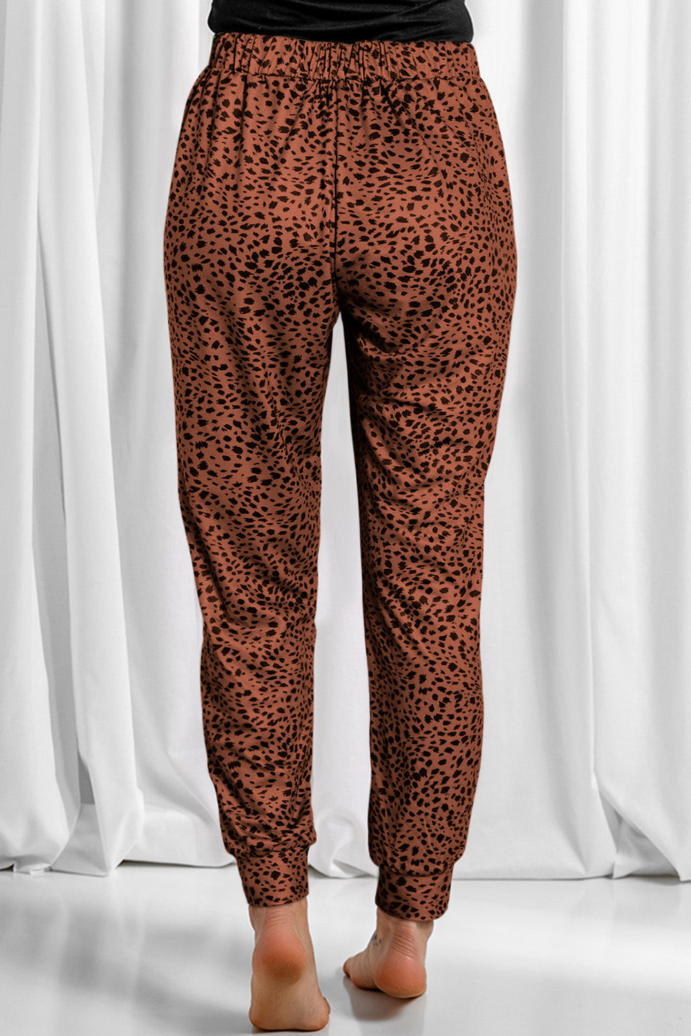 Pantalones con bolsillos y cordón de leopardo de tamaño completo