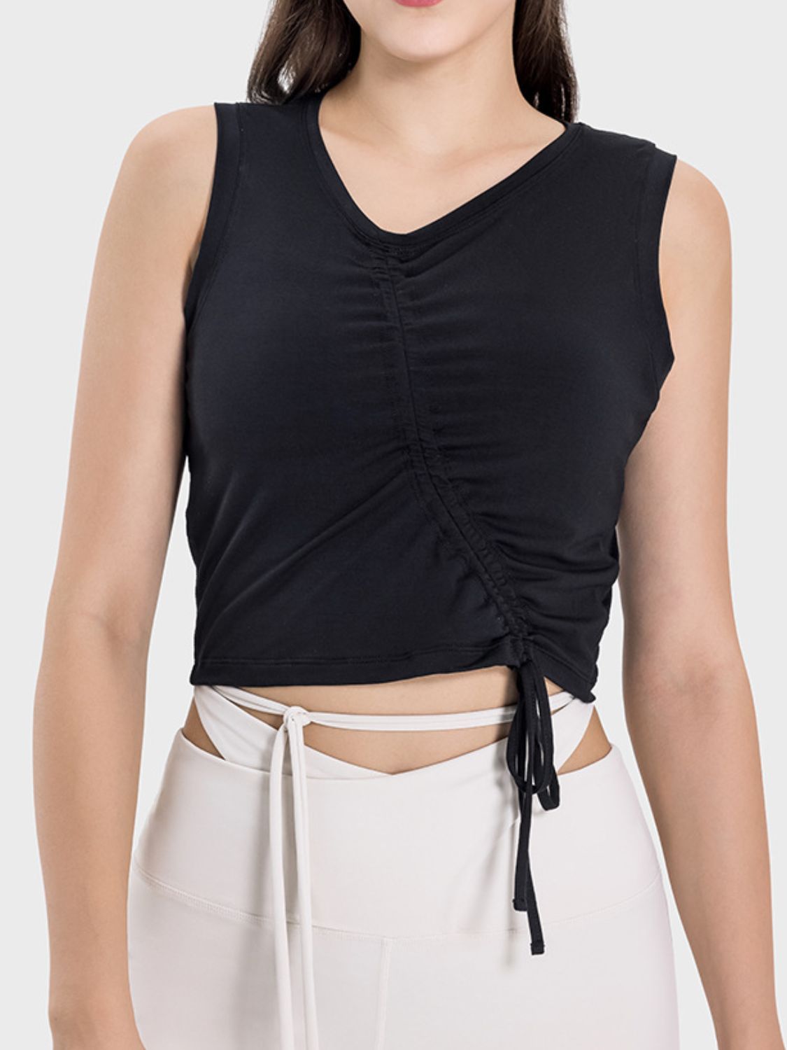 Camiseta deportiva Millnia con tirantes anchos fruncidos y cordón ajustable