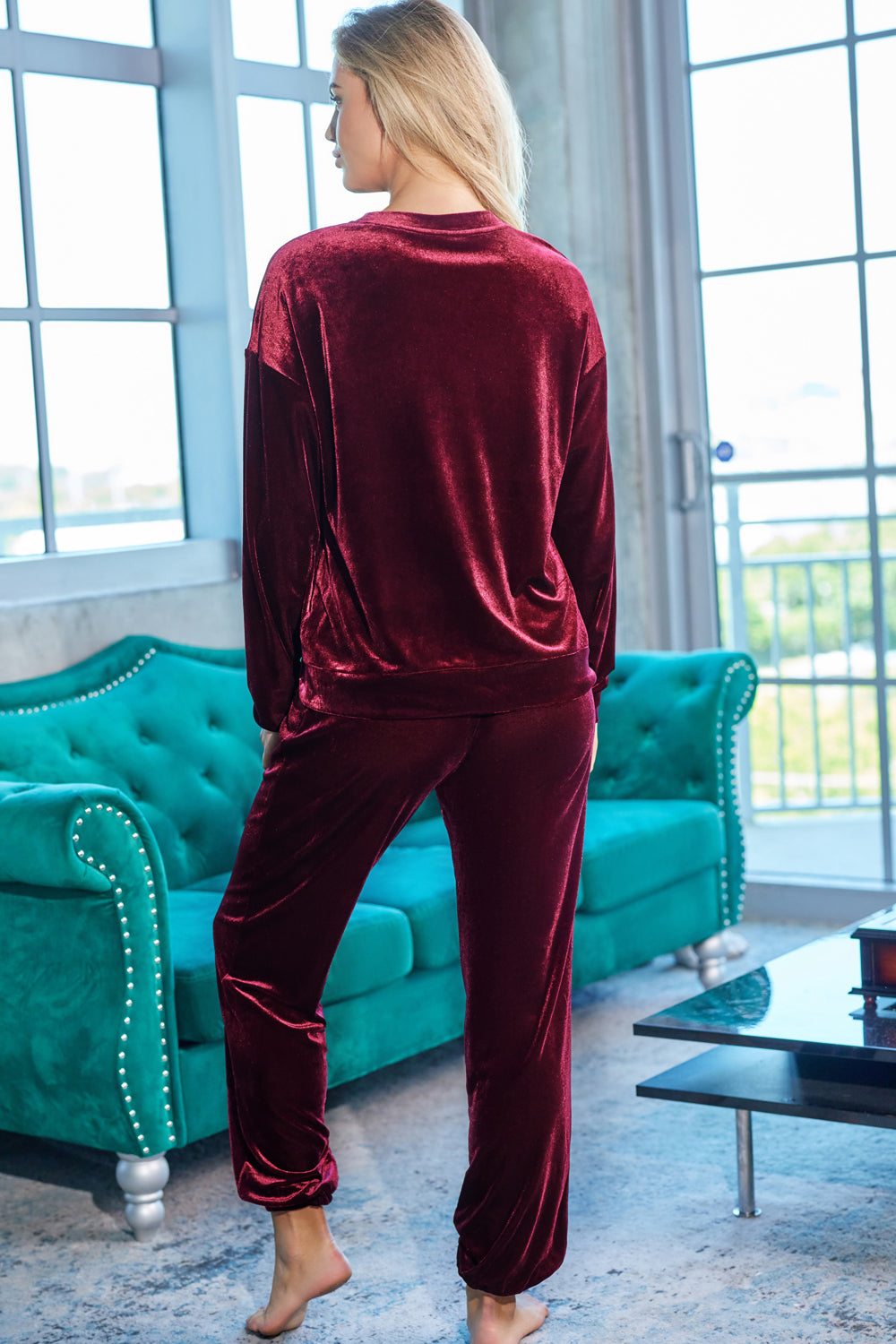 Conjunto de salón con camiseta y pantalón de manga larga