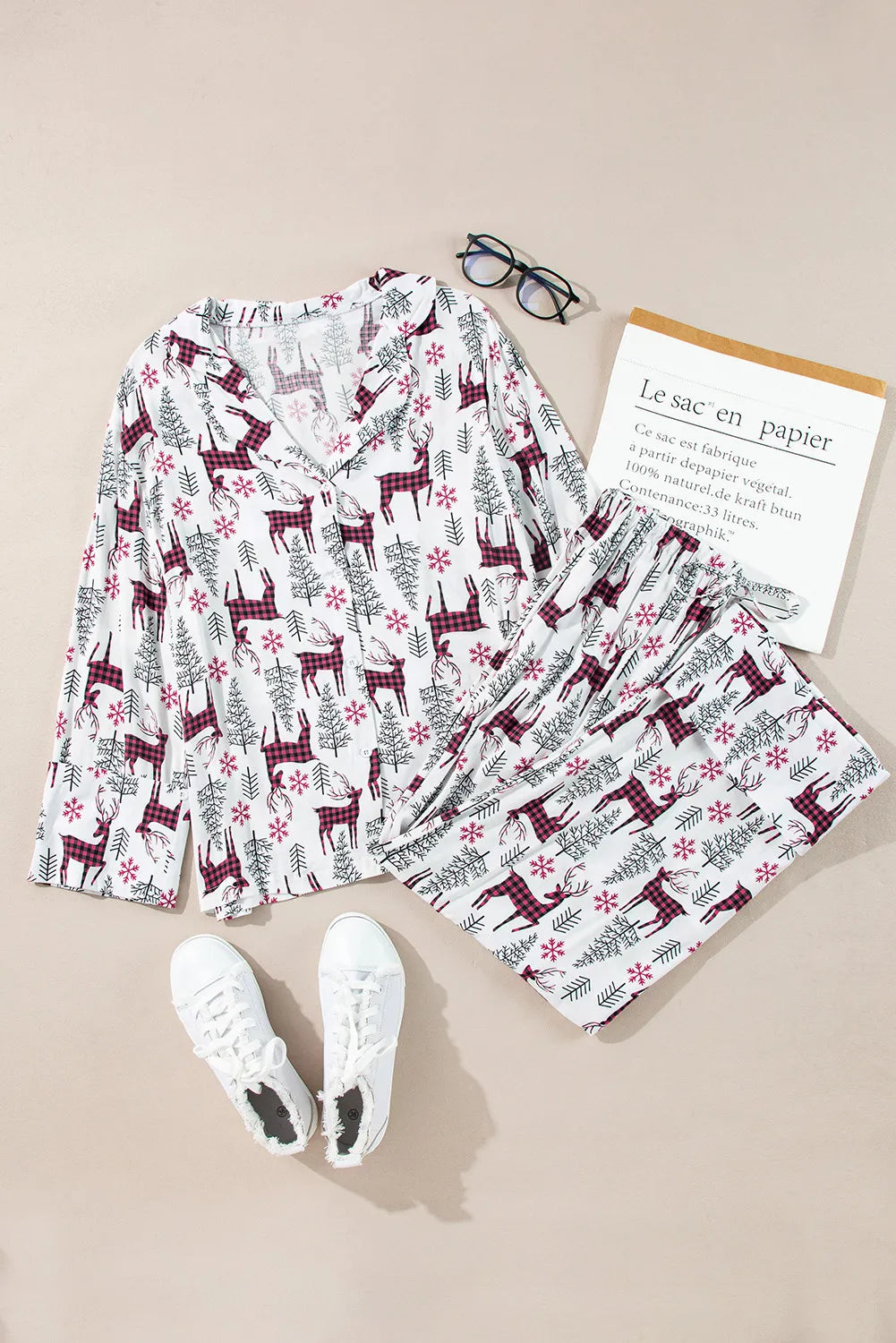 Conjunto de salón con pantalón con cordón y camiseta de manga larga estampada