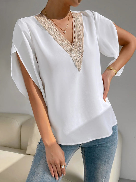 Blusa de manga corta con escote en V