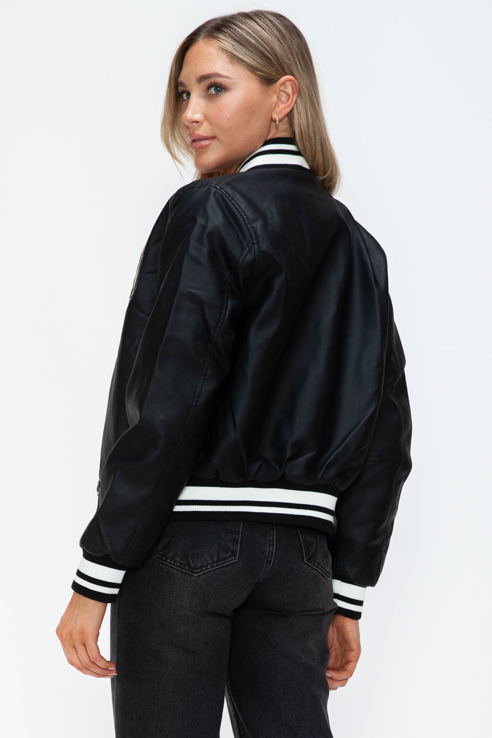 Chaqueta bomber con botones a presión en contraste de cuero sintético Love Me Now