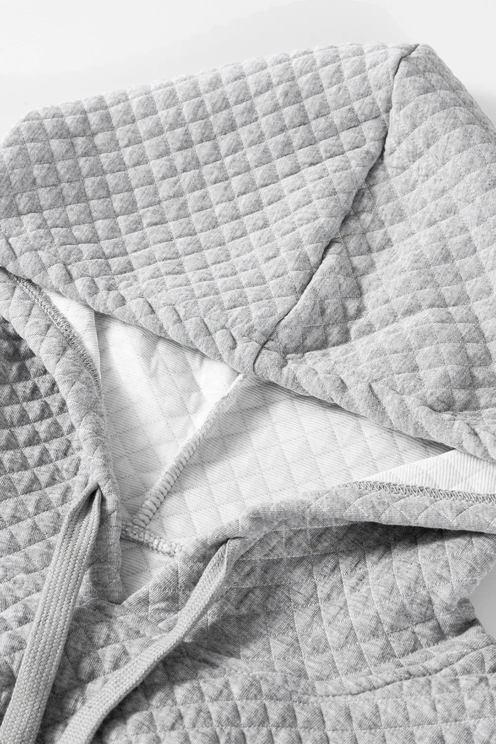 Conjunto de pantalón y top con capucha y manga larga con cordón