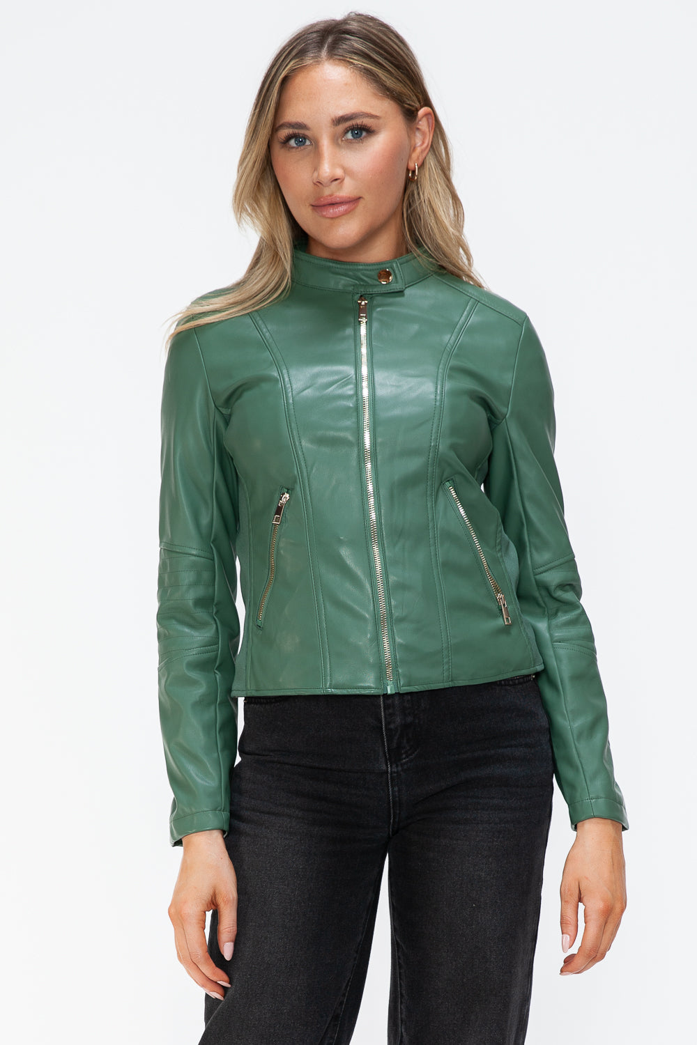 Chaqueta con capucha y cordón de piel sintética de estilo snobbish