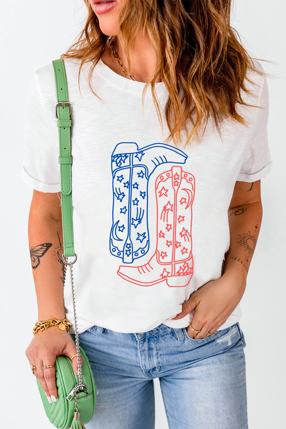 Camiseta de manga corta con cuello redondo y gráfico de botas