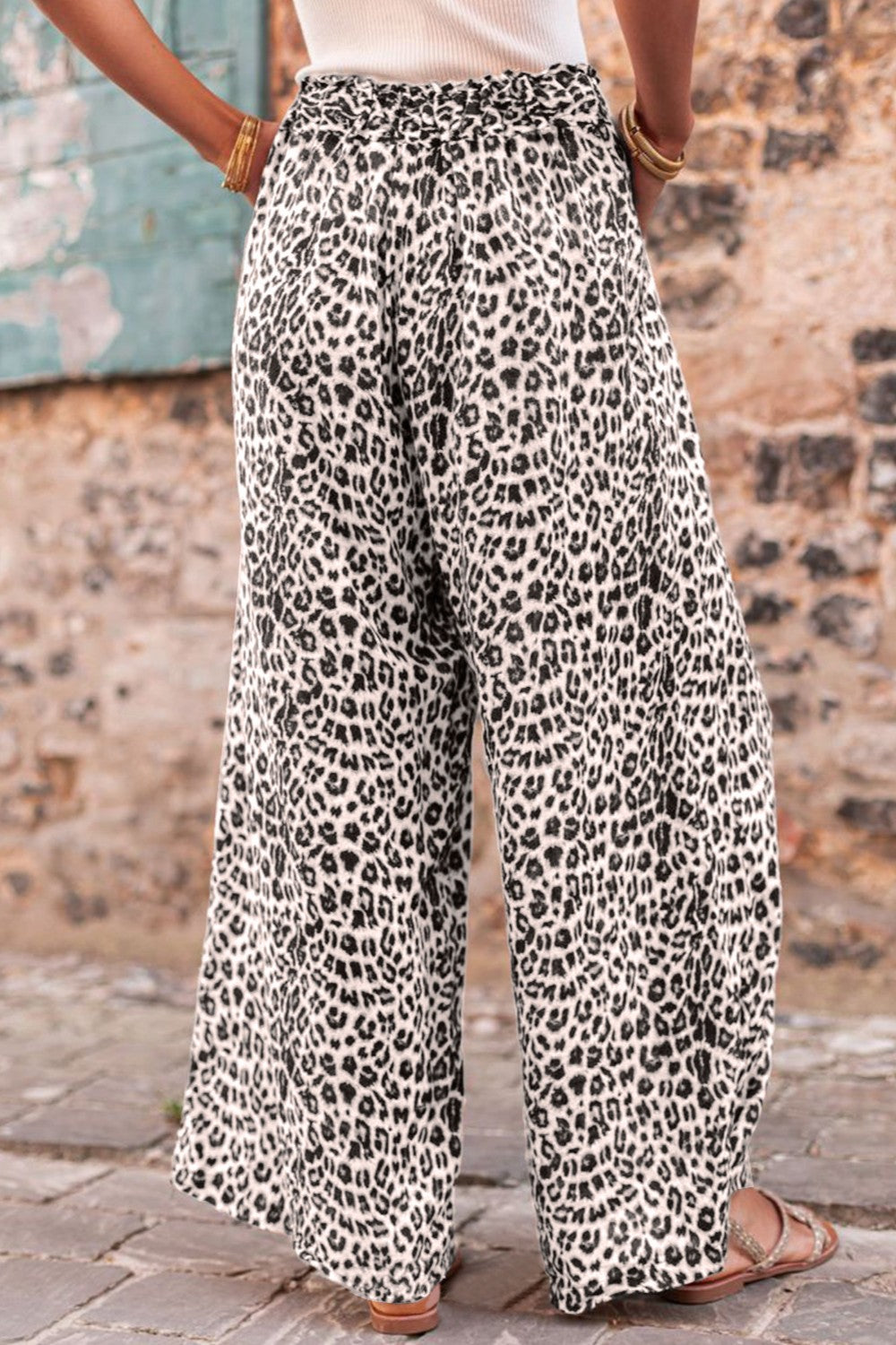 Pantalones anchos con cordón y estampado de leopardo