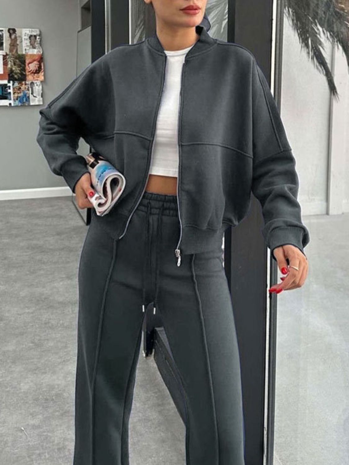 Conjunto de ropa de abrigo con cremallera y pantalones con cordón y cuello de béisbol