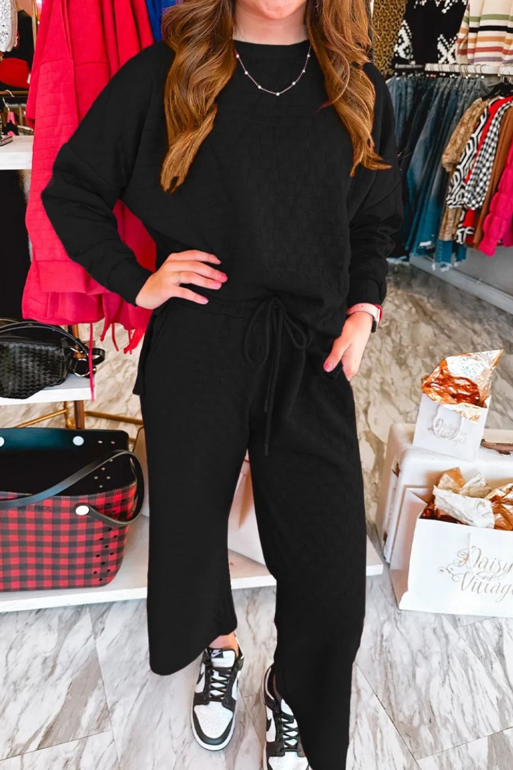 Conjunto de top y pantalón de cuello redondo alto y bajo