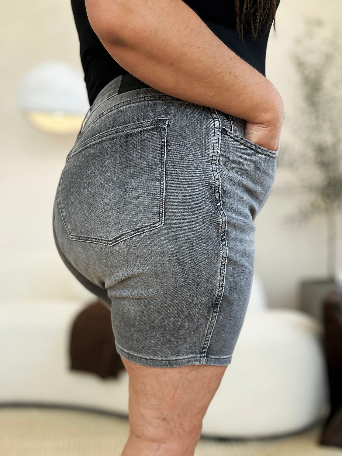Pantalones cortos de mezclilla lavados de cintura alta y talla grande de Judy Blue