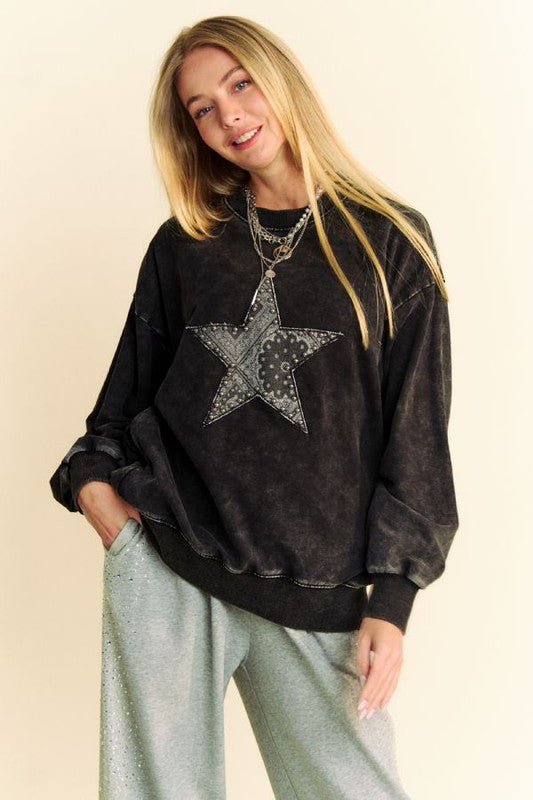 Sudadera con lavado ácido y parche de estrella de Davi &amp; Dani