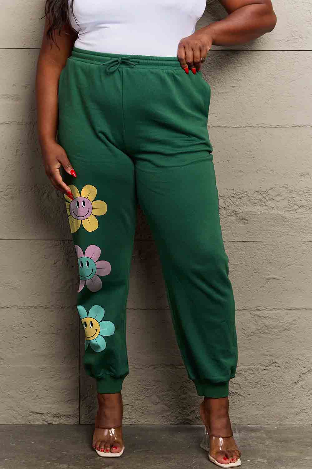 Pantalones deportivos largos con estampado de flores y cordón ajustable Simply Love Simply Love