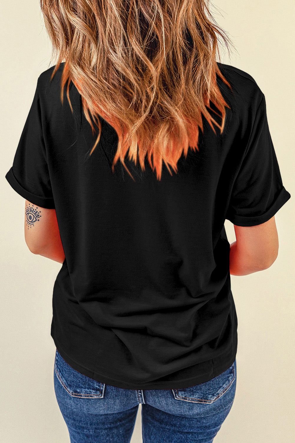 Camiseta gráfica de manga corta y cuello redondo