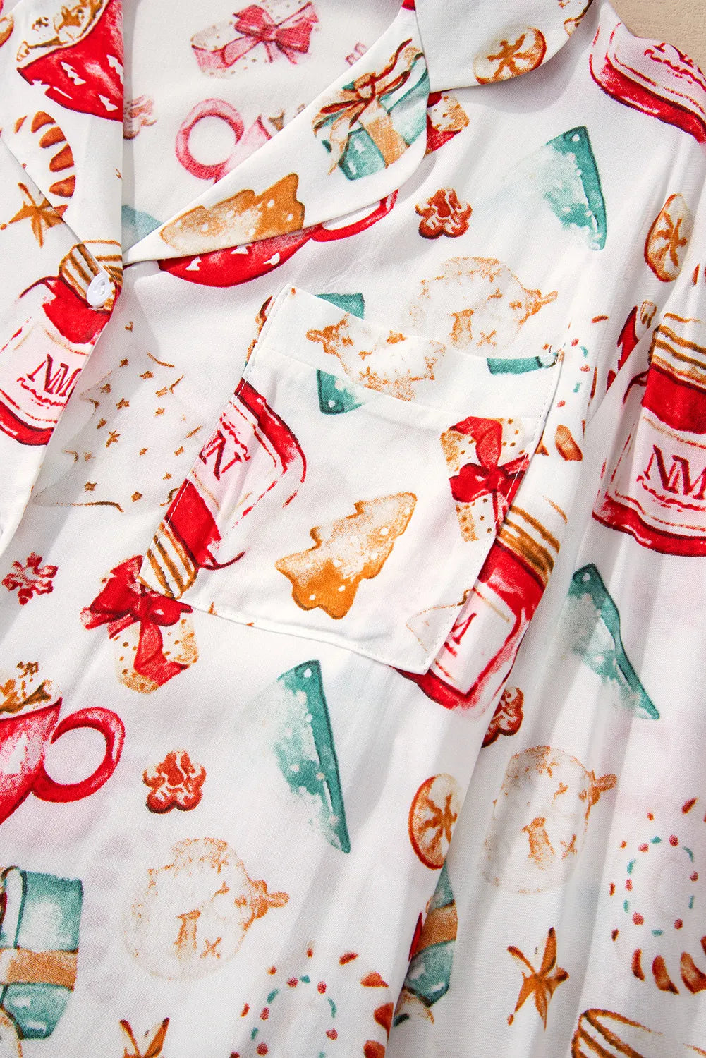 Conjunto de pantalón y top con cuello estampado