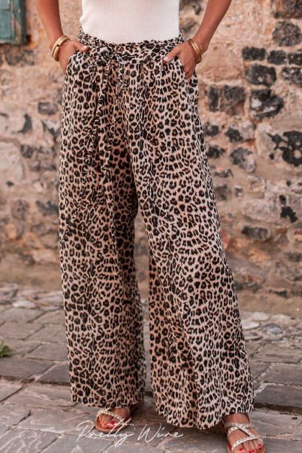 Pantalones anchos con cordón y estampado de leopardo