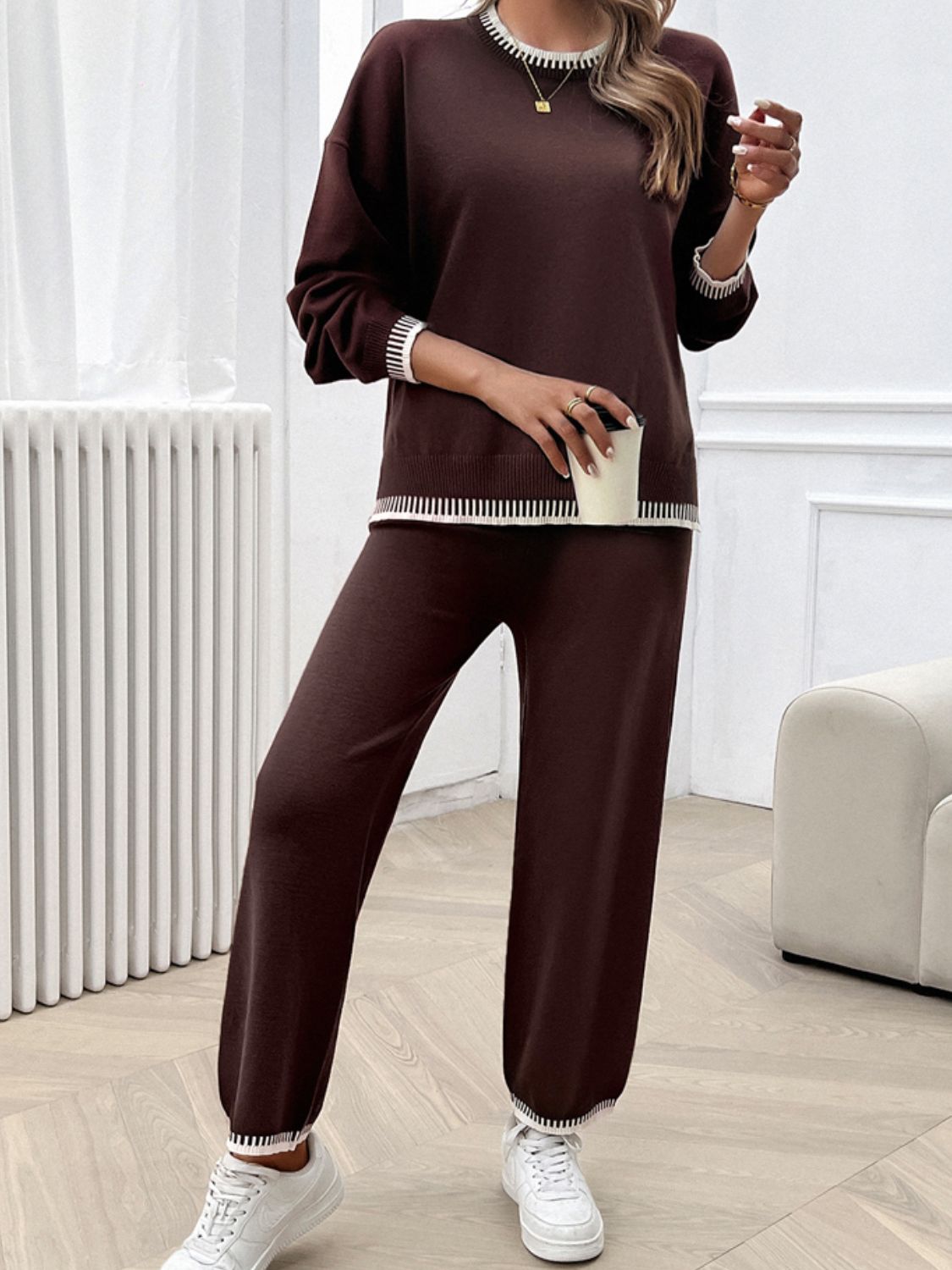 Conjunto de suéter y pantalón con hombros caídos y cuello redondo Devine