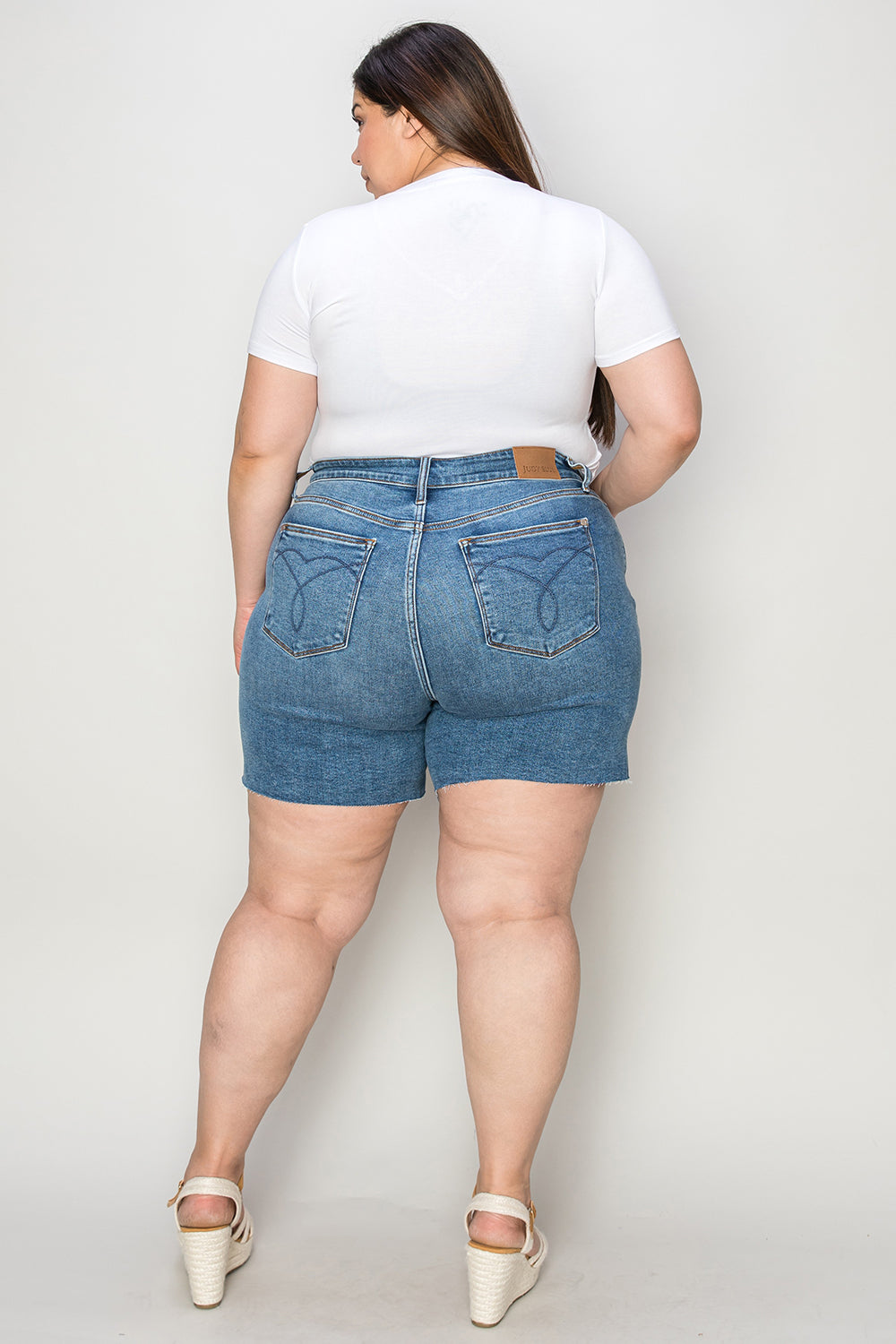 Pantalones cortos de mezclilla ajustados de cintura alta y talla grande de Judy Blue