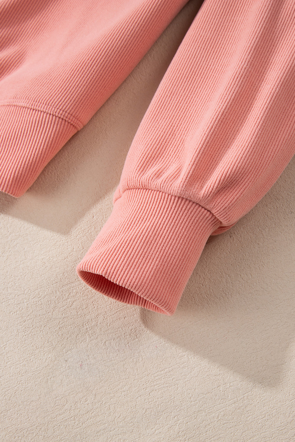 Conjunto de pantalón y top de manga larga con cuello redondo