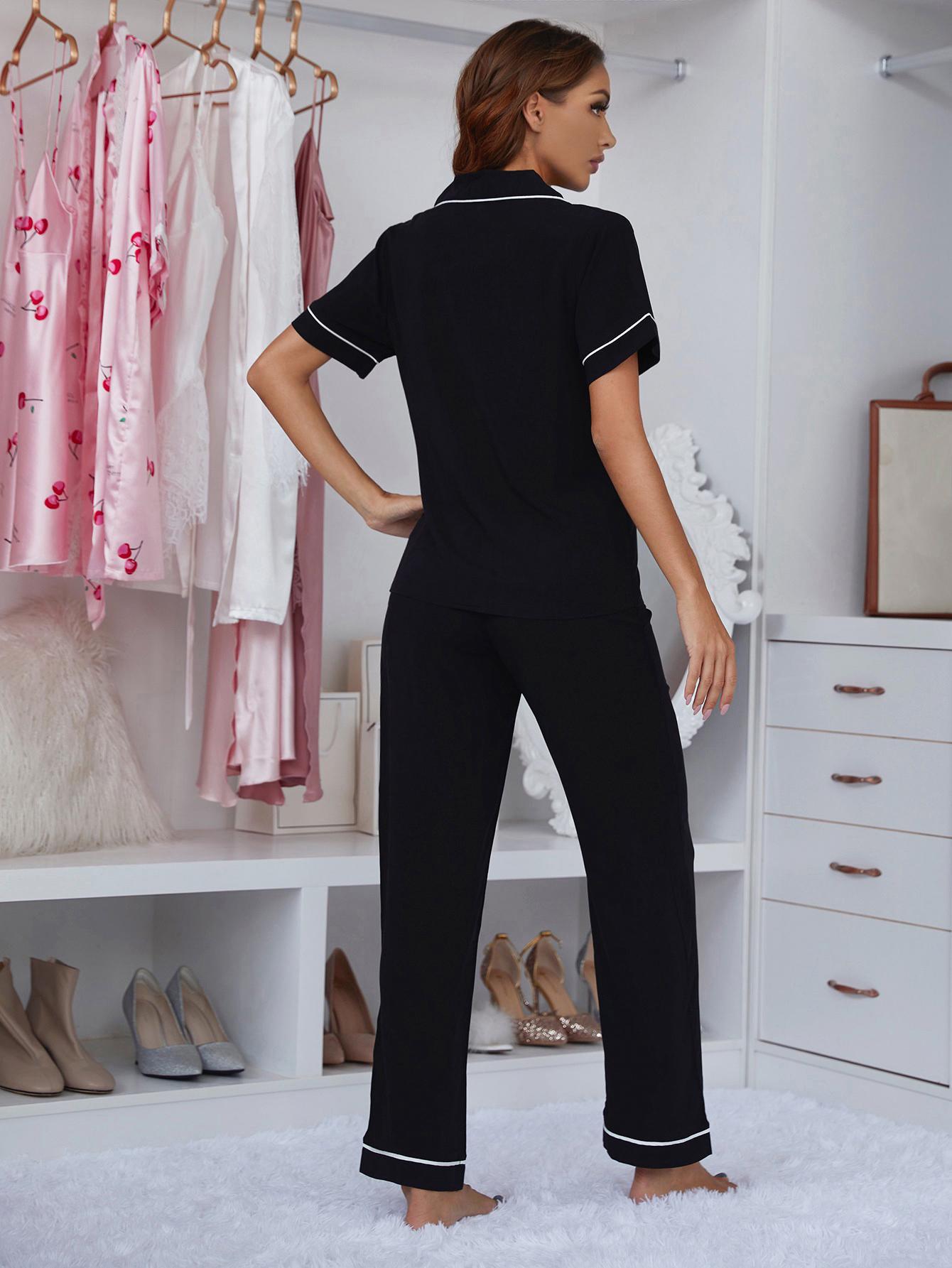 Conjunto de pijama de pantalón y top de manga corta con cuello de solapa y ribete en contraste