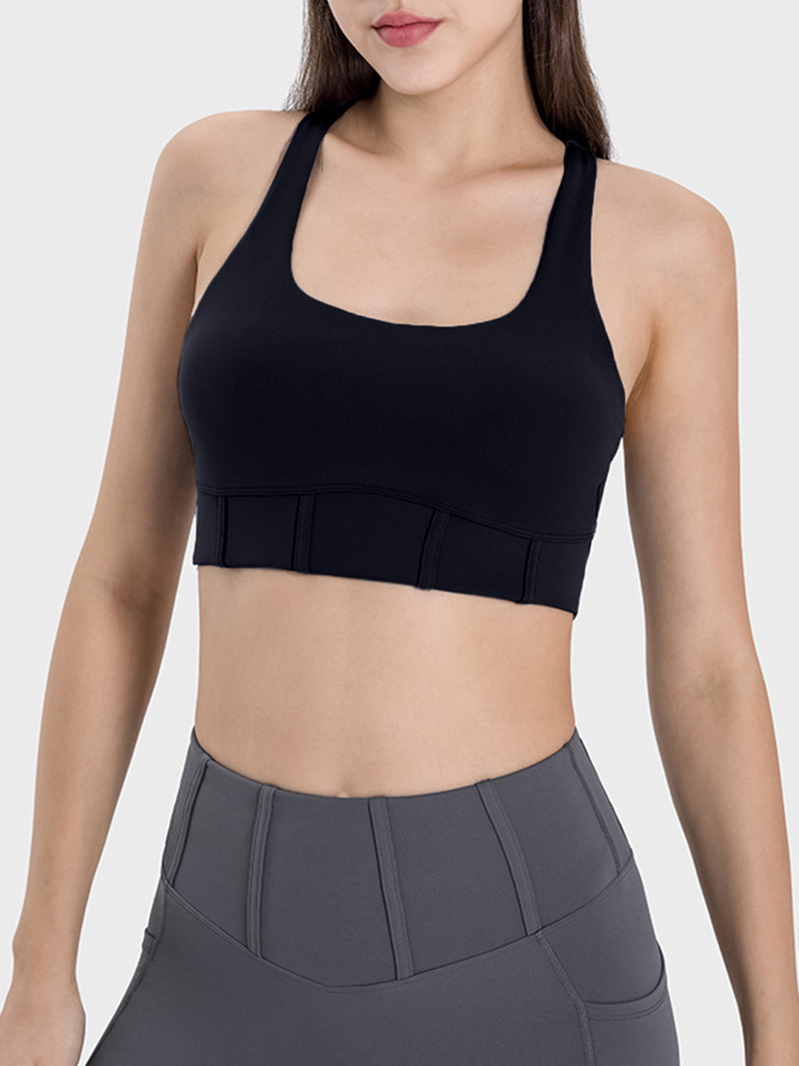 Camiseta deportiva con tirantes anchos y escote cuadrado Millnia