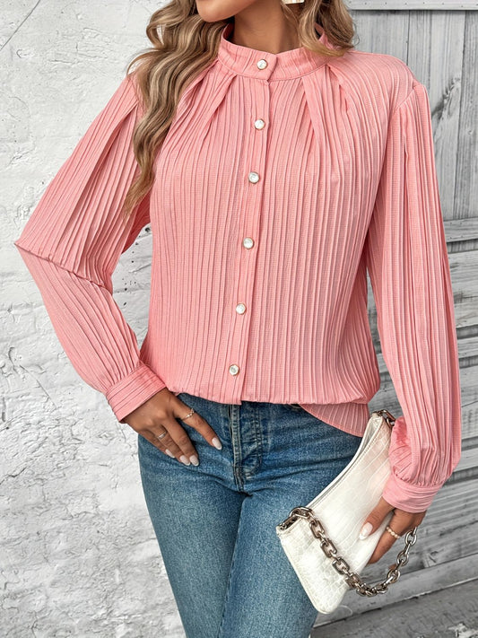 Camisa de manga larga con cuello alto y botones