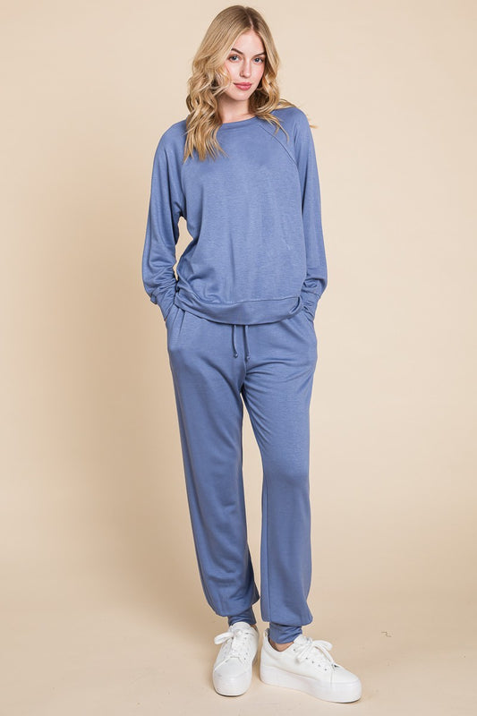 Conjunto de salón con pantalón y top con mangas raglán y cuello redondo para mujer